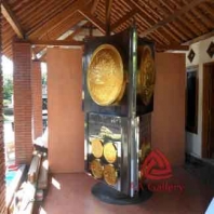 tugu-adipura-kuningan-tembaga-8