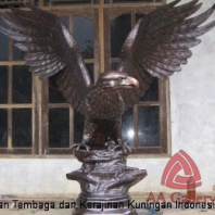 patung-rajawali